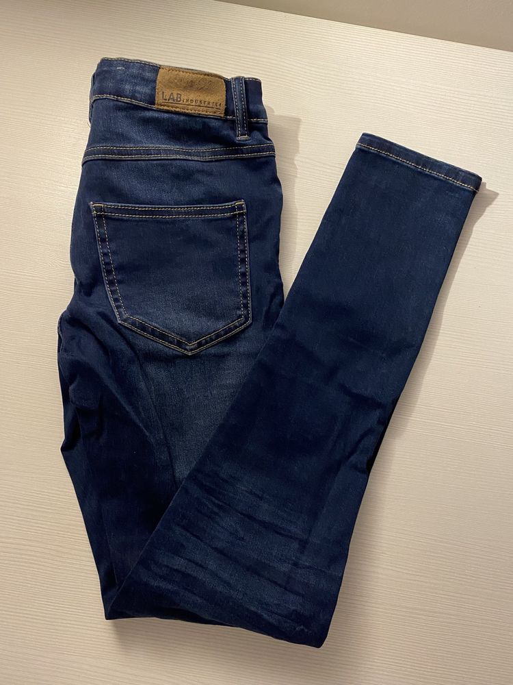 Spodnie jeasnowe jeansy dziewczęce 158
