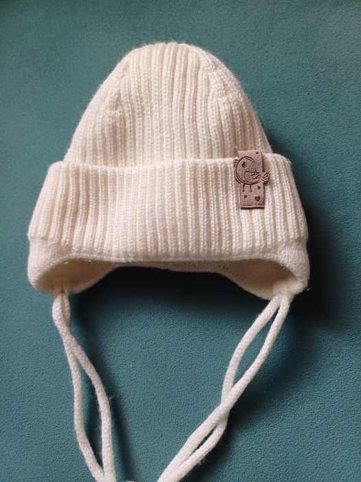 Продам дитячу шапку