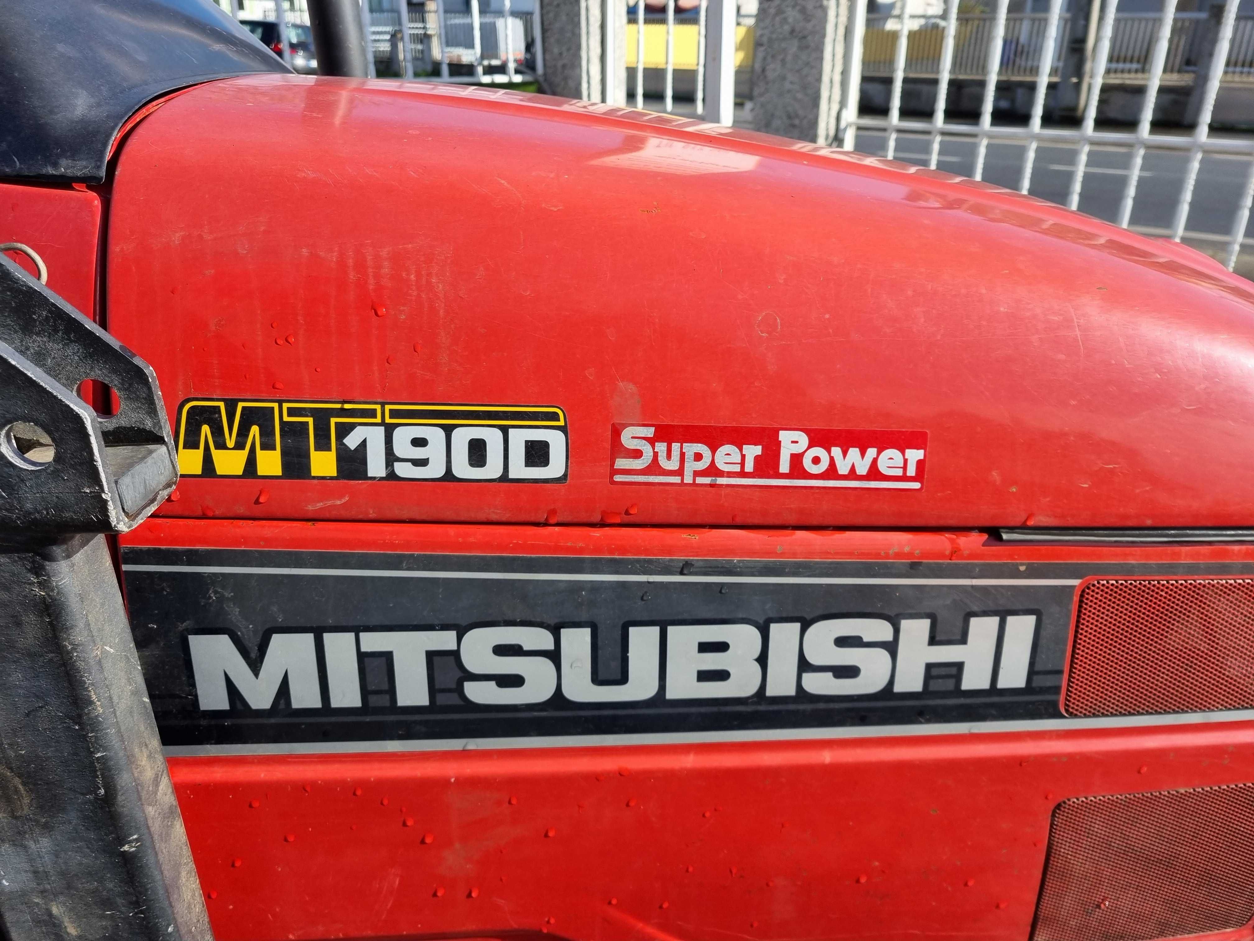 Trator Mitsubishi MT 190D com matrícula
