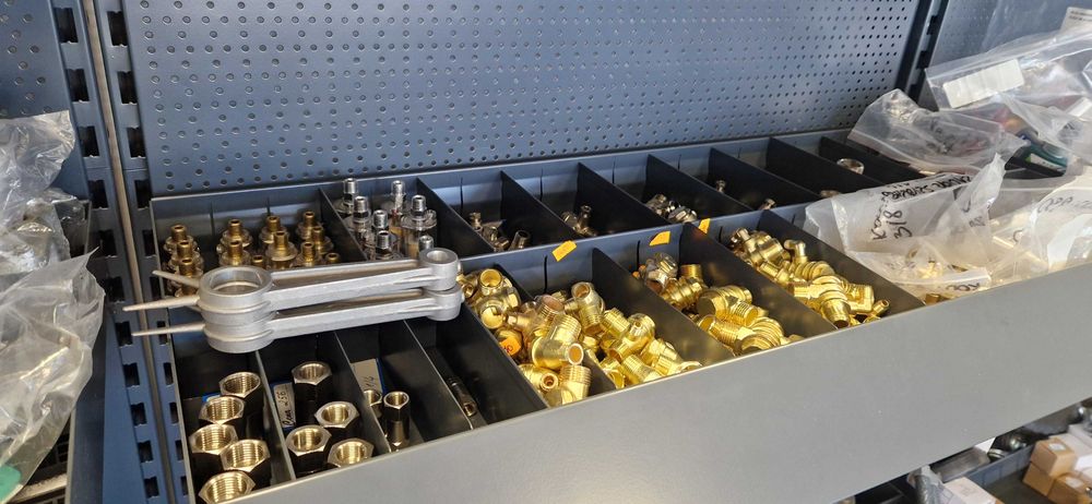 Kompresor tłokowy NU AIR 3KM, 2,2kW , 200L, 390L/min ,230 V NOWY