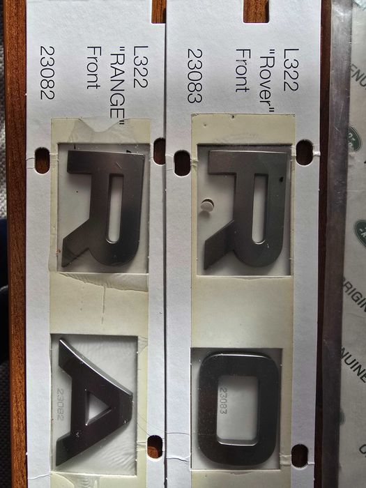 Emblemat Range Rover L322