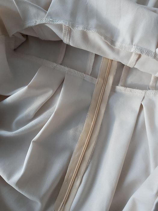 Piękna sukienka Marelina 36 beż na wesele komunię asymetryczna taliowa