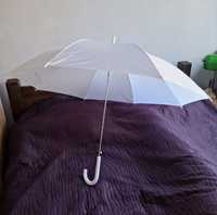 Biały, składany parasol ślubny