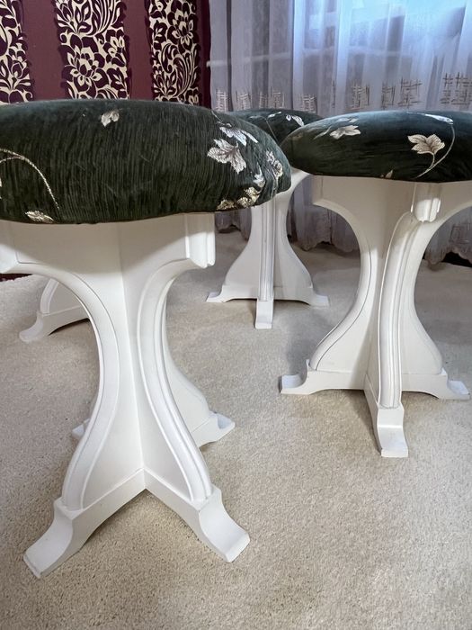 Комплект з 4х стільців