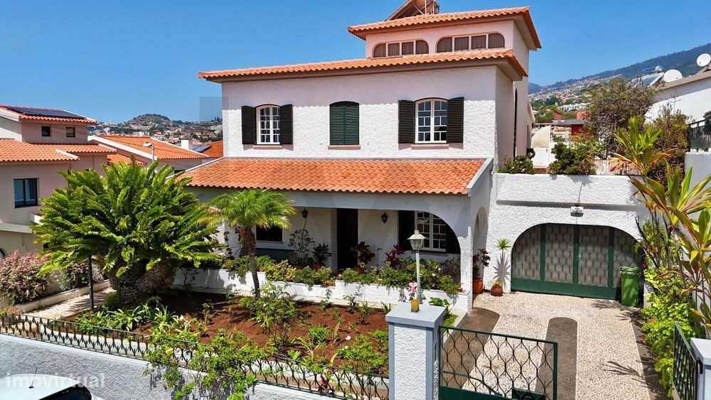 Moradia Isolada T4 + Escritório | Pena, Funchal