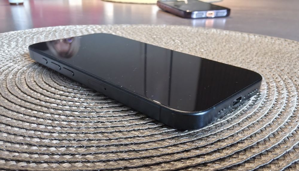 iPhone 15 PRO 128 GB