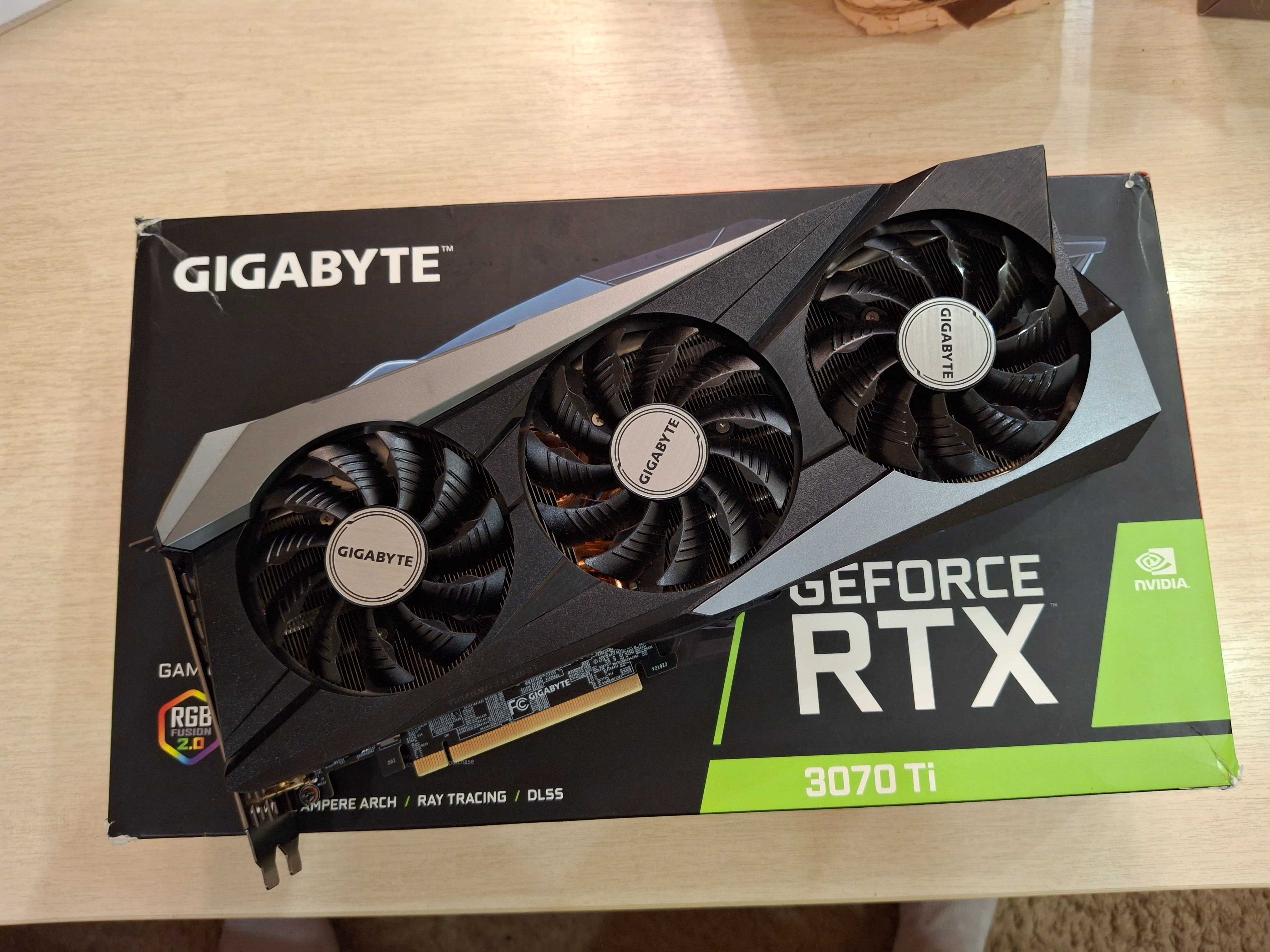 Продам відеокарту GIGABYTE GEFORCE RTX 3070 TI  OC