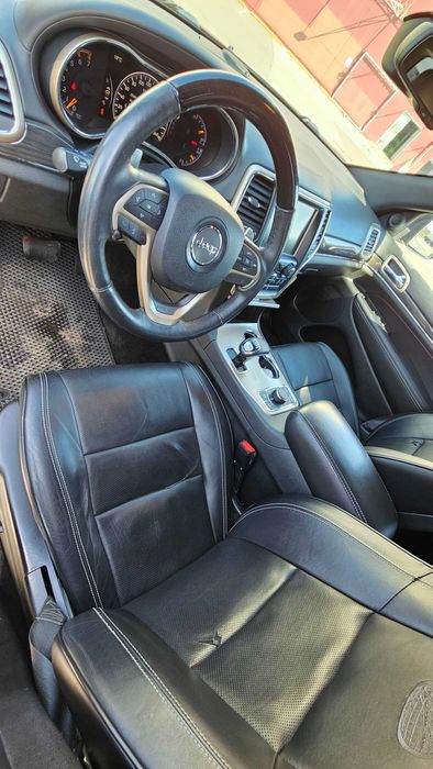 ПРОДАМ Jeep Grand Cherokee 5.7 HEMI на пневмі 2014