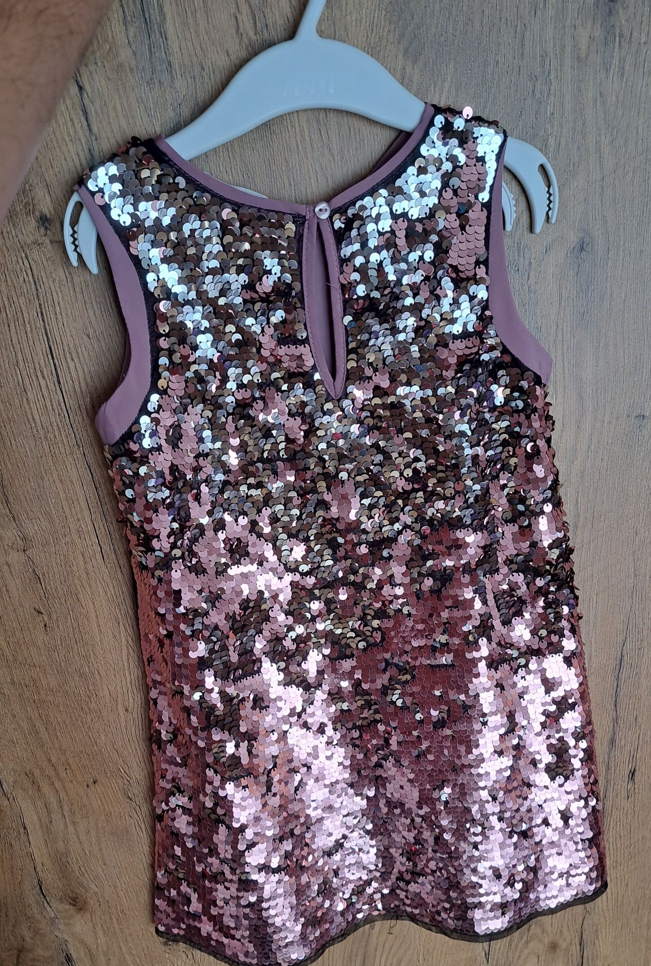 Sukienka H&M cekiny roz 104