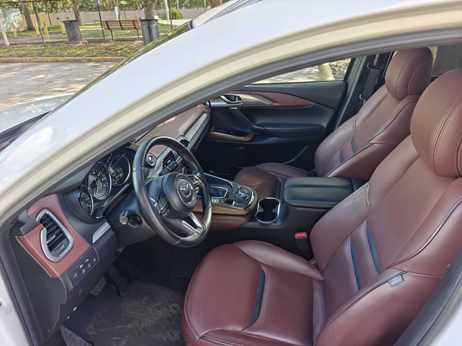Mazda CX-9 Signature      2017