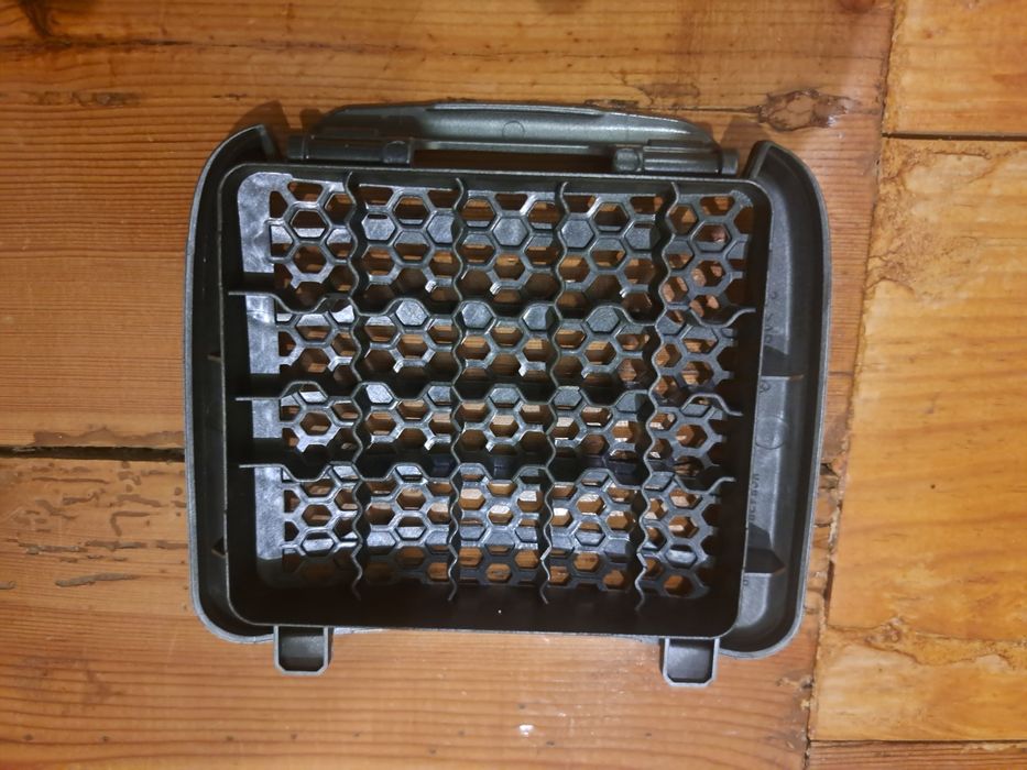 Tampa plástico Filtro Hepa Aspirador Princess 333001