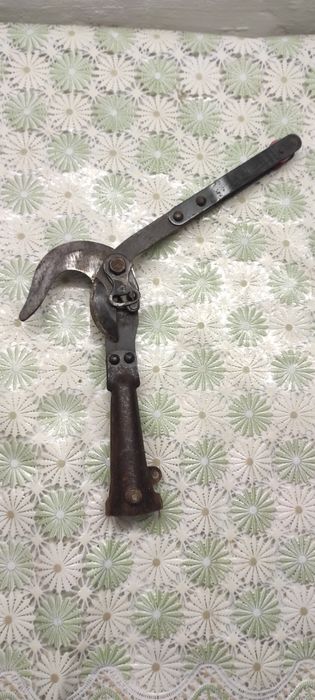 Секатор для обрезки веток (СССР)