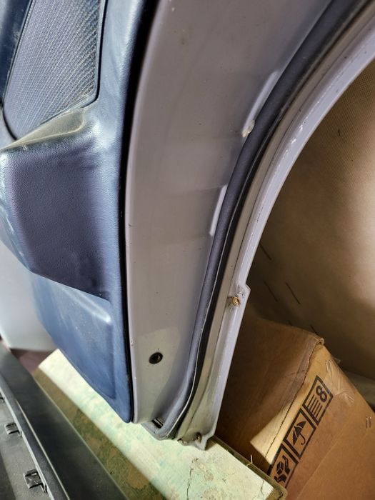 Кришка багажника, задні двері, бампер Mercedes 190 w201 (1989-1993)