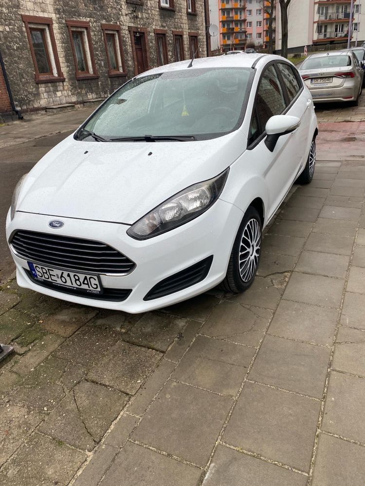 Ford Fiesta MK7 lift 2013 1,6 Tdci 95 KM