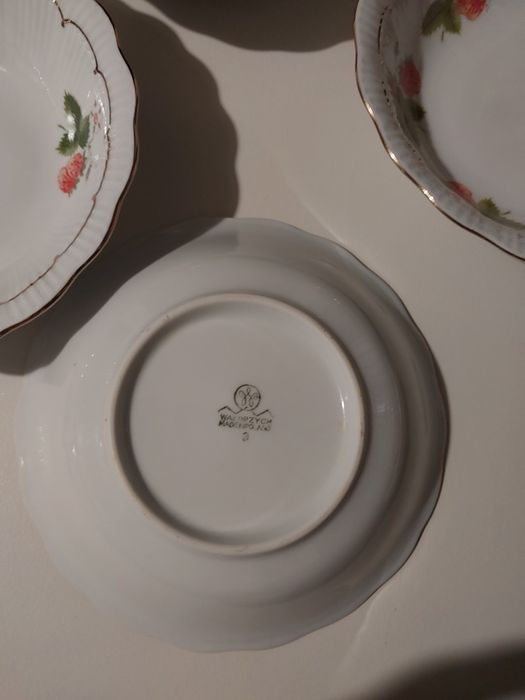 Miski 4 szt Wałbrzych