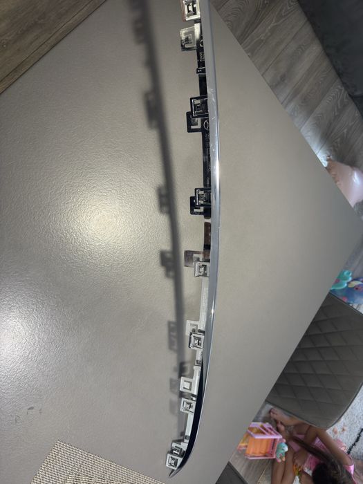 Mercedes CLS W257 (Хромова накладка, нижня решітка, кронштейн бамперу