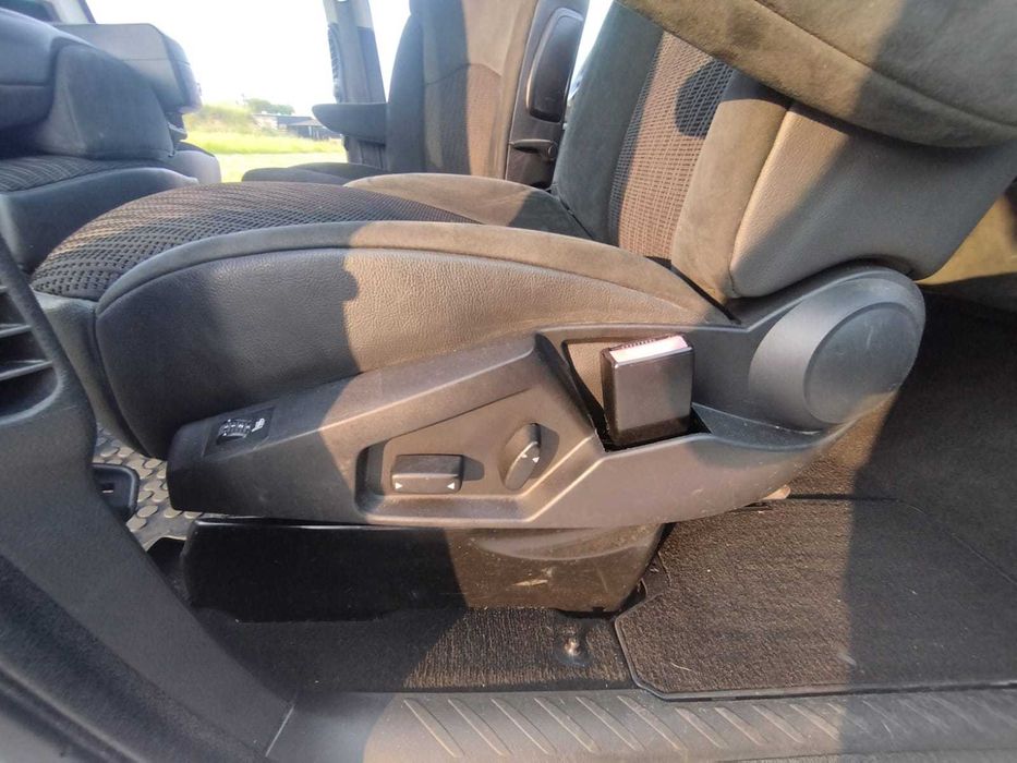 Citroen C8. ( Мінівен)