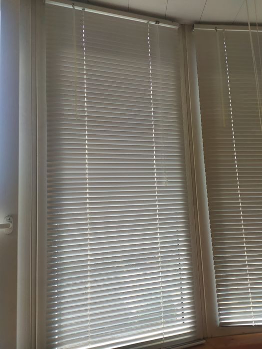 Жалюзі пластикові 160*60 2 штуки; 170*60 1 штука