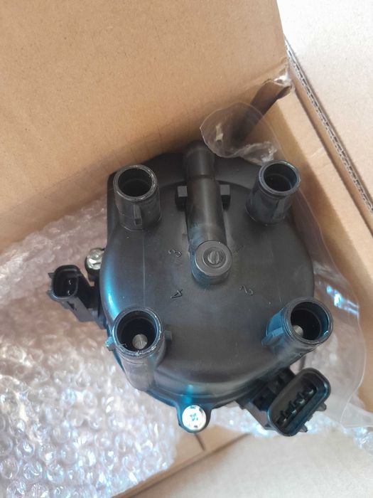 трамблер 1905074020 Carina E, Camry, на два разьема 4+2