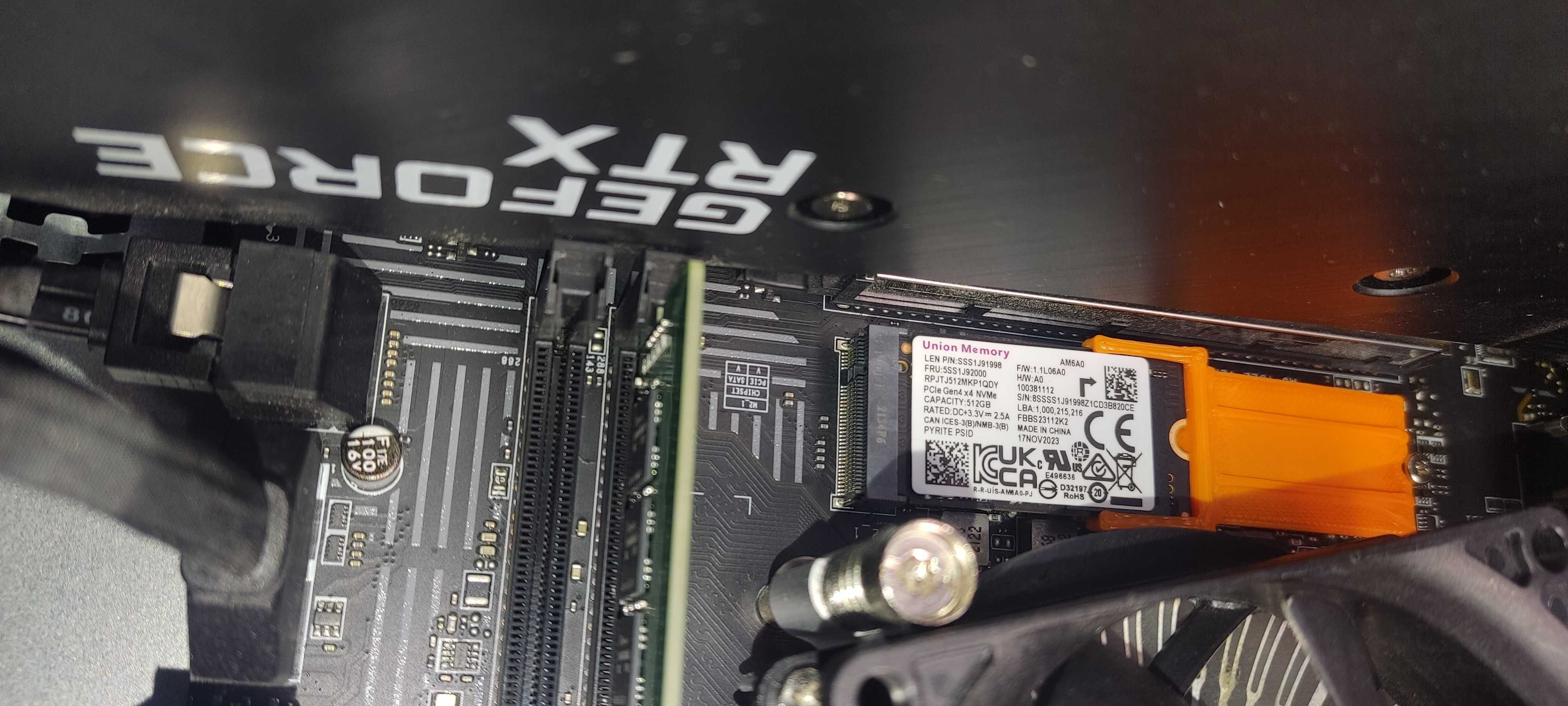 komputer MSI  I7 11700, RTX 3070,32 GB DDR 4 ,NvMe 512 GB, 1 TB, Wi Fi