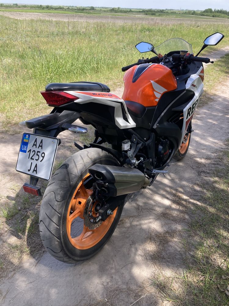 Продам мотоцикл MOTOLEADER ML250CBR (Loncin)