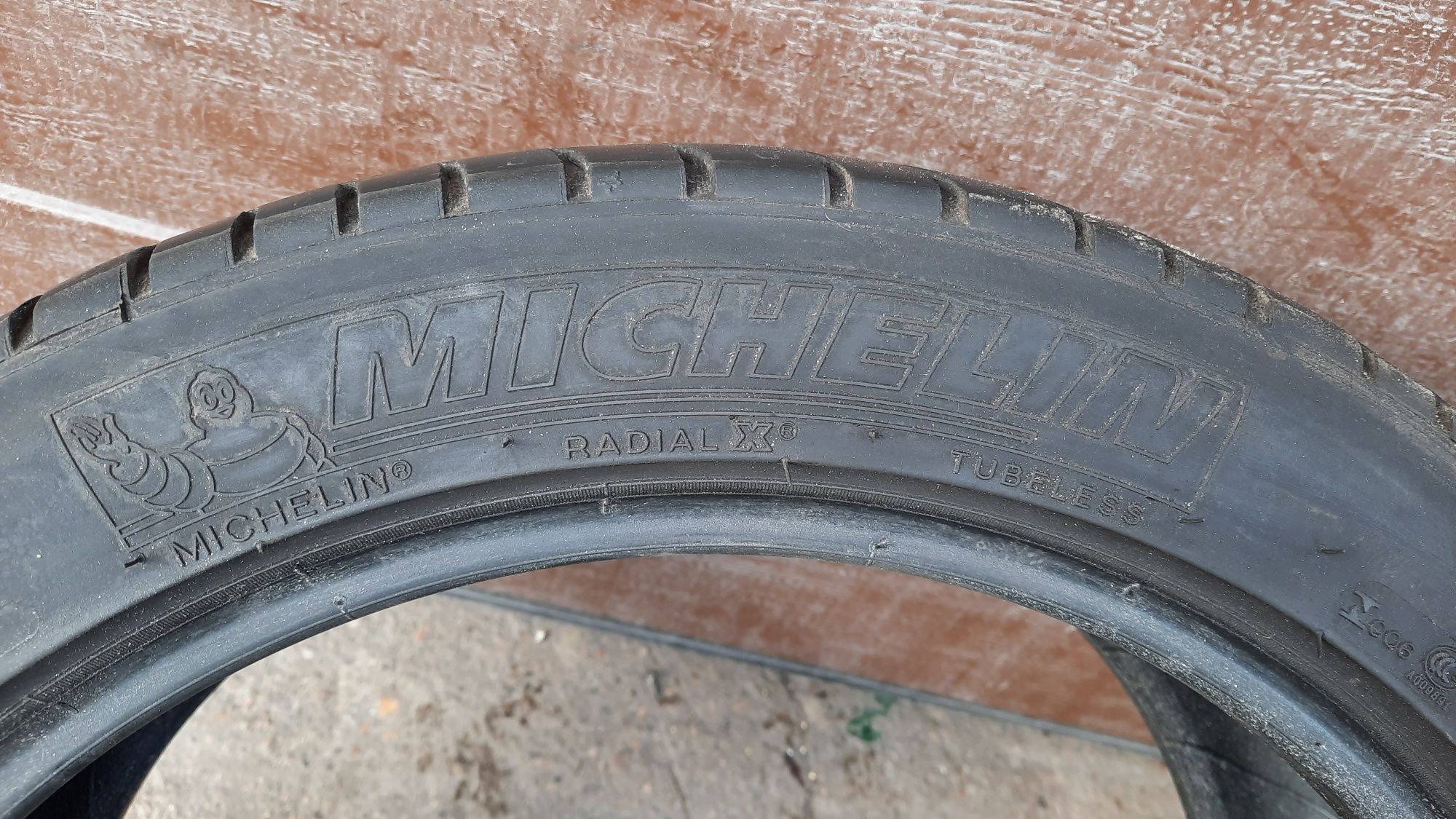 Michelin 225/45 R17 Primacy HP