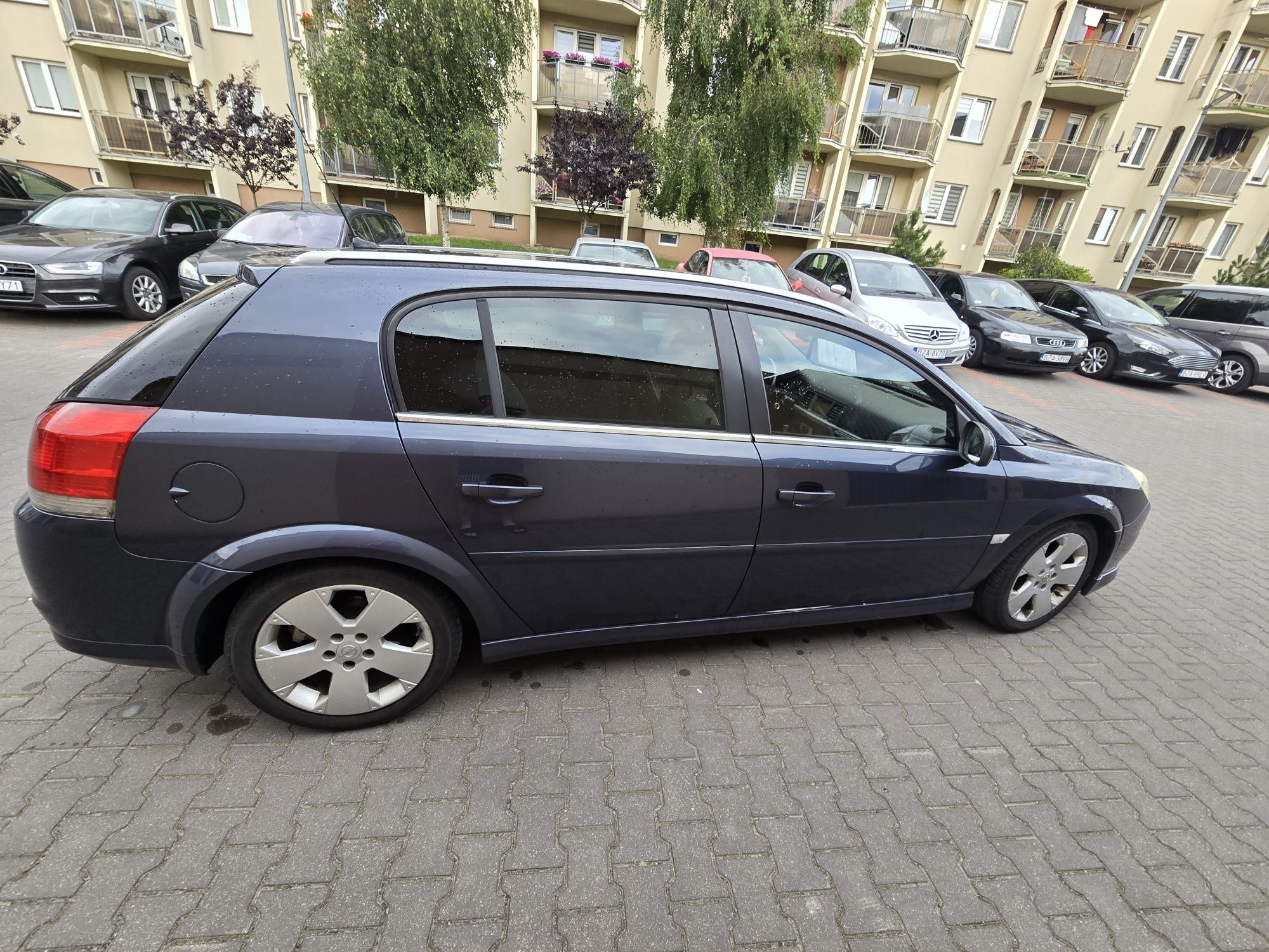 Opel Signum 1.9 CDTI 150KM kremowa skóra manual