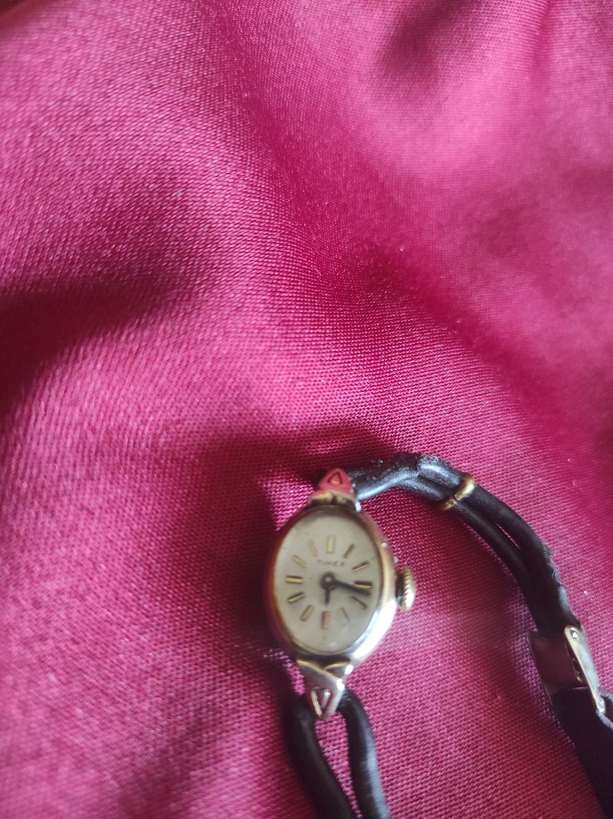 Stary Zegarek Timex damski pozłacany