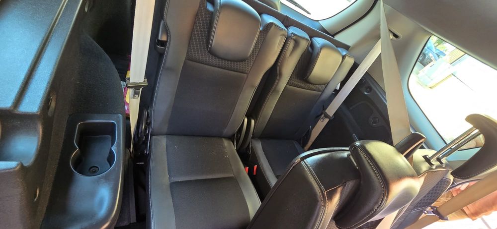 RENAULT SCENIC Ano 2015 a diesel (versao bose edition ) 7 lugares