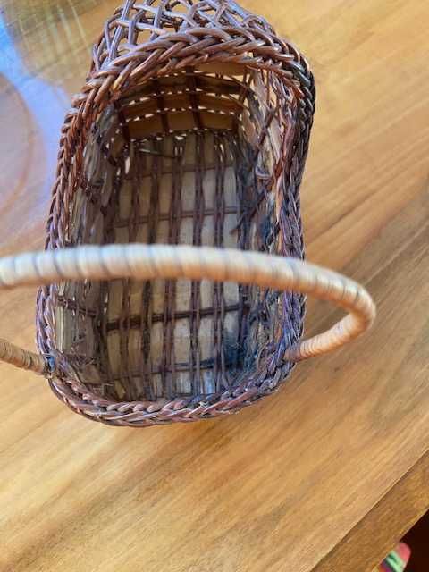 Wiklinowy wózek , kwietnik