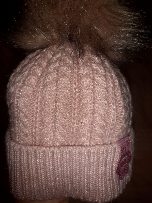Шапка зимова для дівчинки
