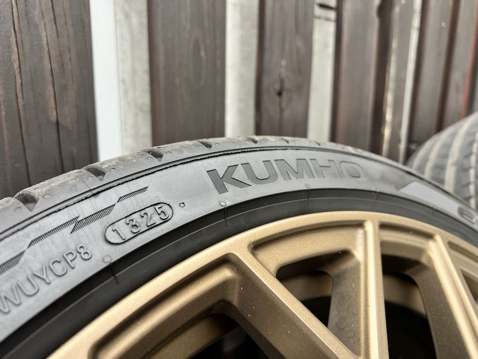 KOŁA 19” 235/35 MOTEC MCT17 5x112 + opony letnie Kumho PS72 2025 rok