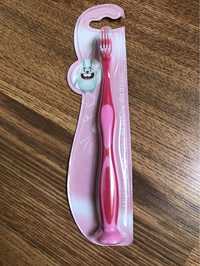 Miękka różowa szczoteczka do mycia zębów dzieci dziewczynka