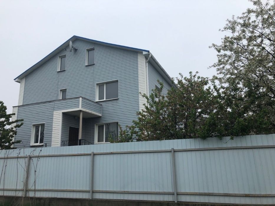 Продам котедж. Святопетрівське