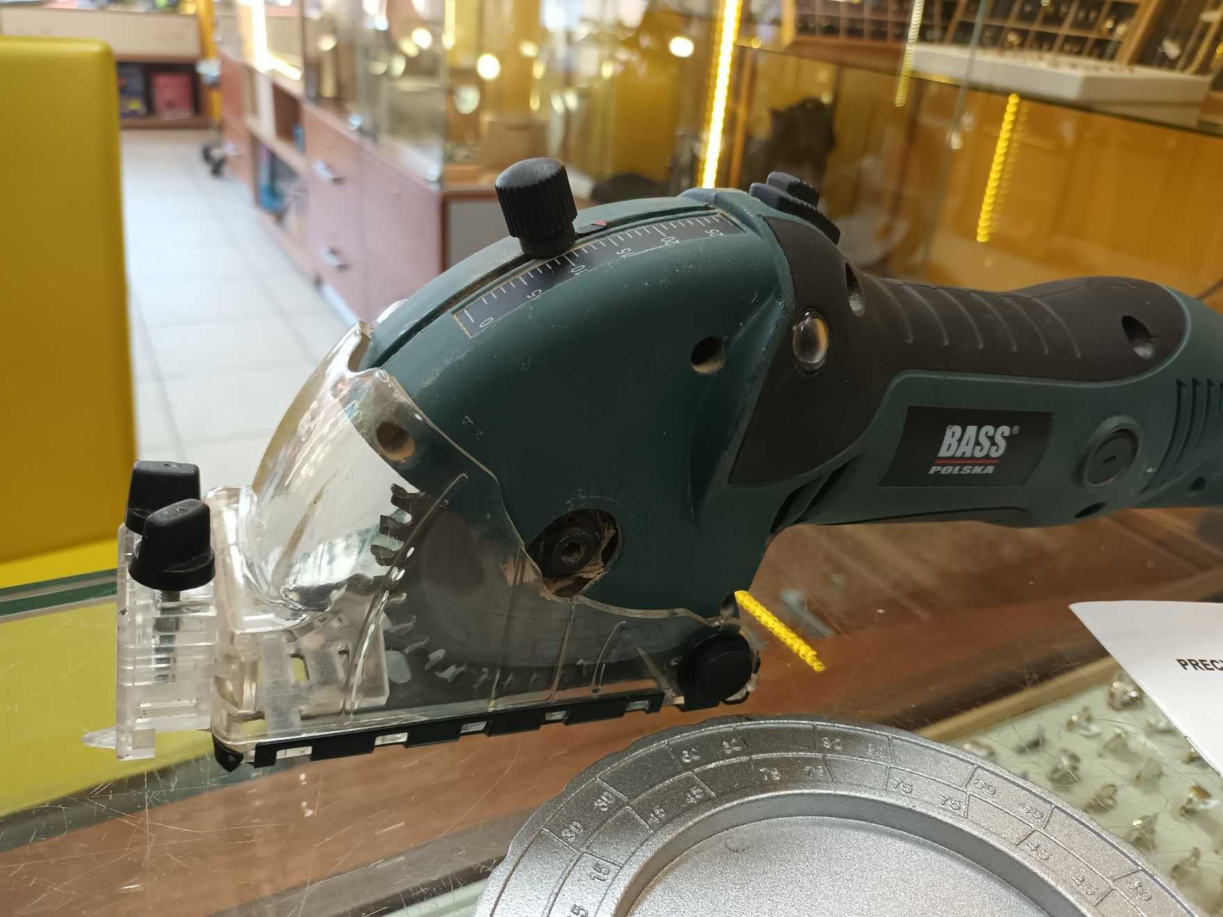 BASS Polska Precyzyjna pilarka tarczowa BP-5170 stan BogatyZestaw 900W