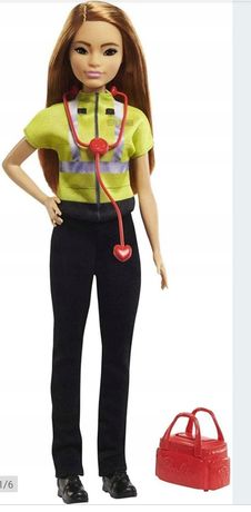 Lalka Mattel Barbie kariera ratowniczka medyczna