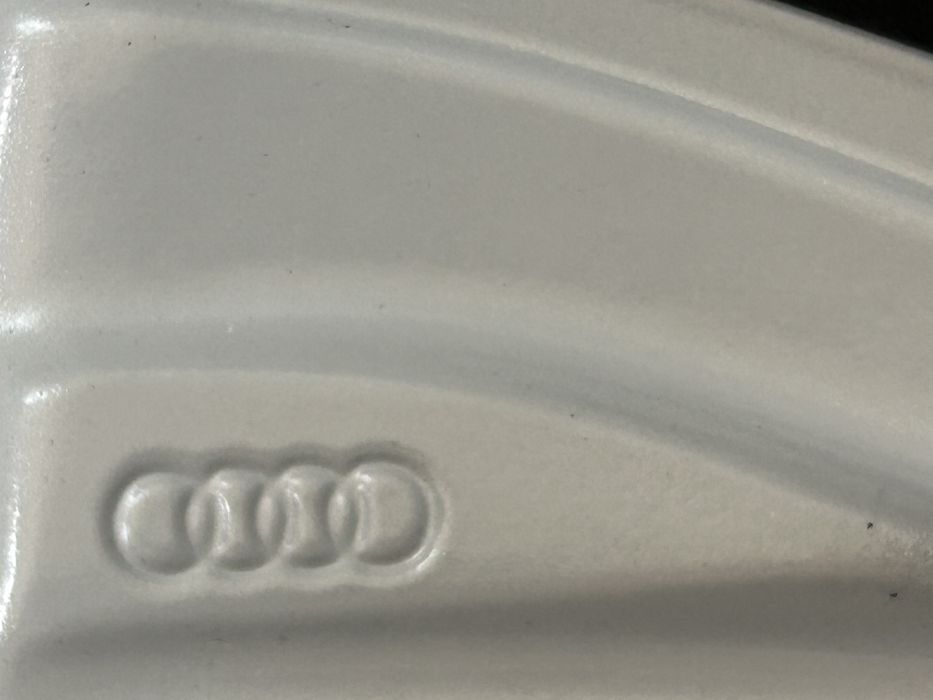 446 Felgi Aluminiowe VW Volkswagen Golf IV R 16 5x100 Bardzo Ładne