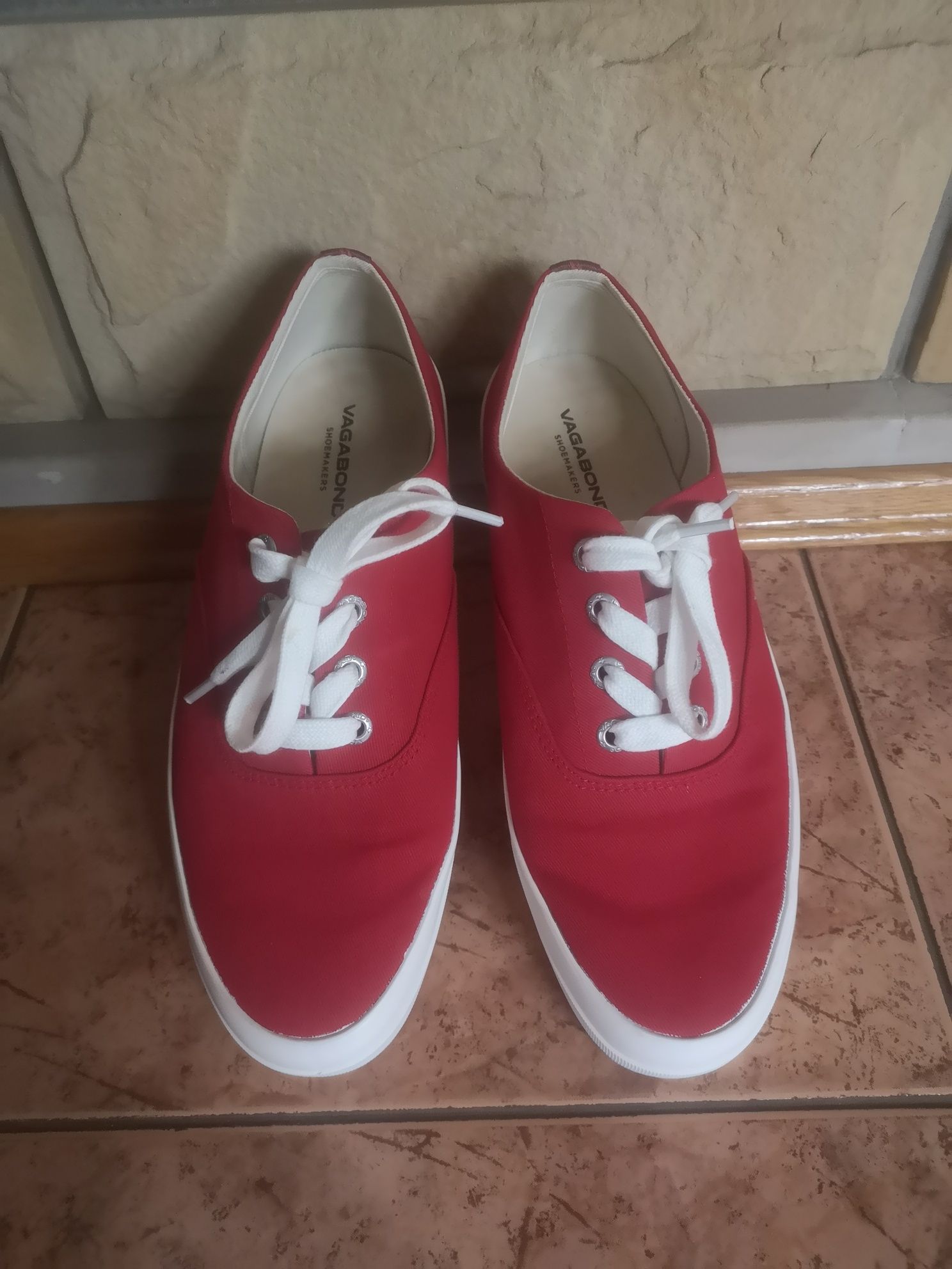 Sneakersy Vagabond czerwone rozmiar 39