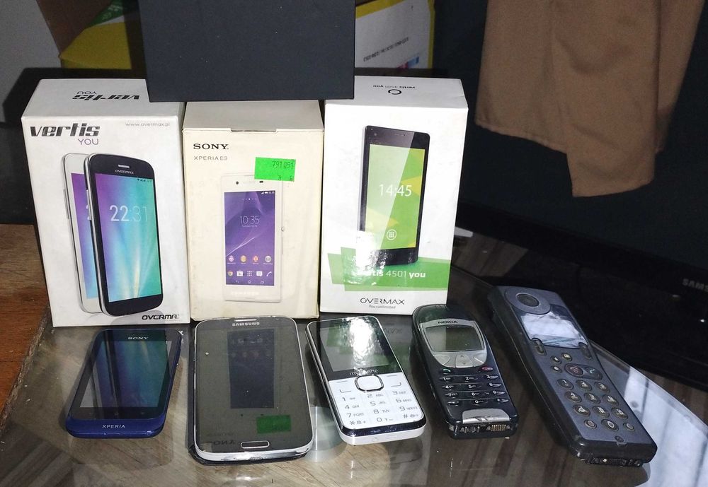 Smartfony i telefony komórkowe Smartfon Telefon