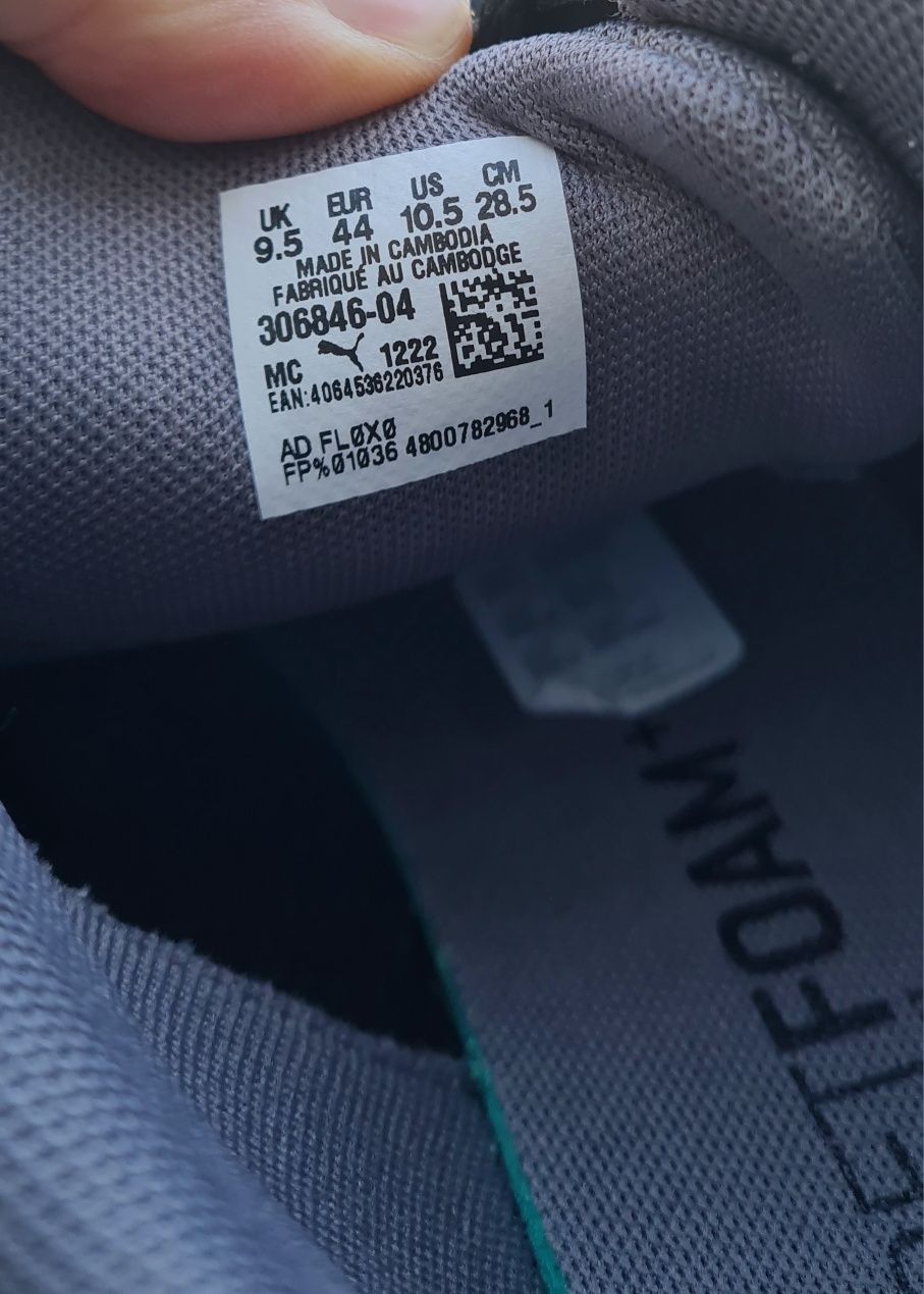 Nowe Buty męskie snikersy Puma Mercedes  R-CAT Czarne 43-44