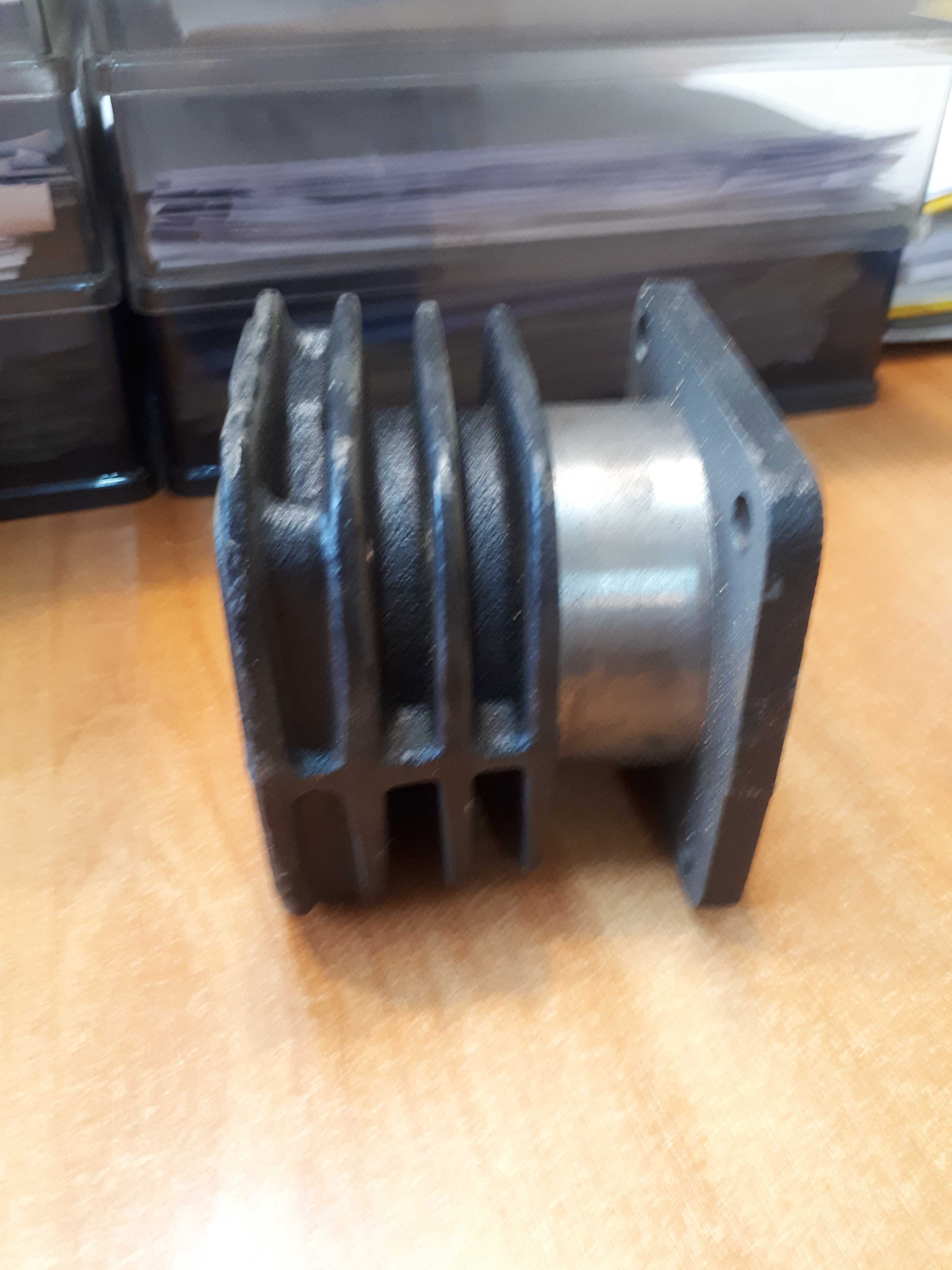 Cylinder sprężarki Ursus C-330 nowy typ HS-1144 #