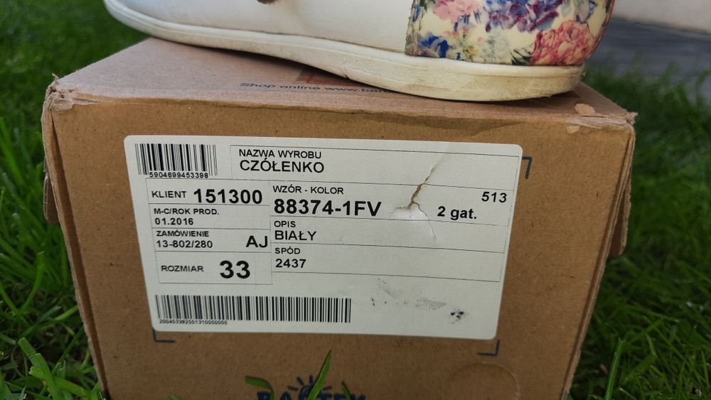 Czółenka dziewczęce