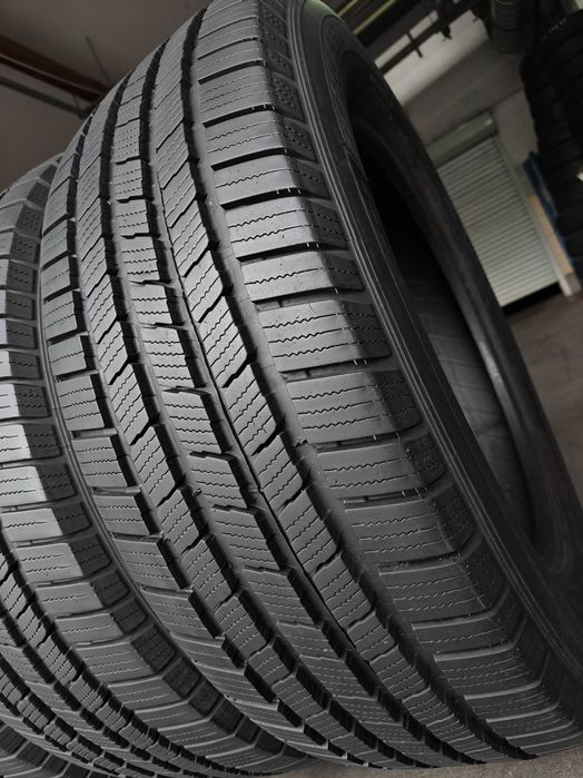 R20 265 60 шини всесезонні Michelin Defender LTX M/S з авто з США