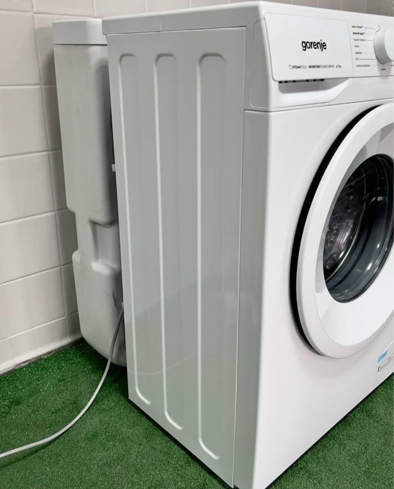 Пральна машина з баком Gorenje WNHPI62SCSIRV