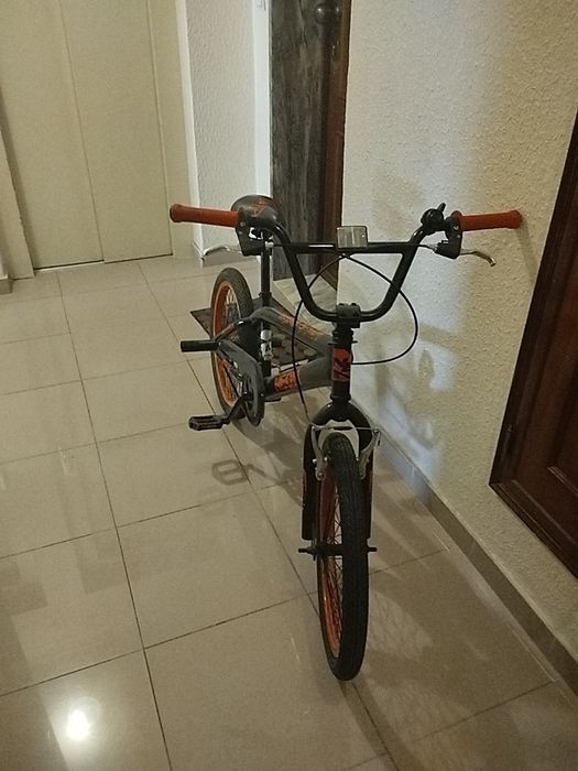 Bicicleta BMX criança