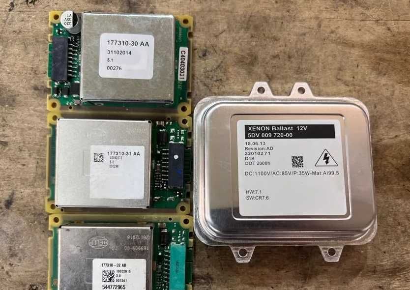 Opel Insignia Astra J Блок Розжиг Ксенон 1232335 HELLA 5dv 009 720-00