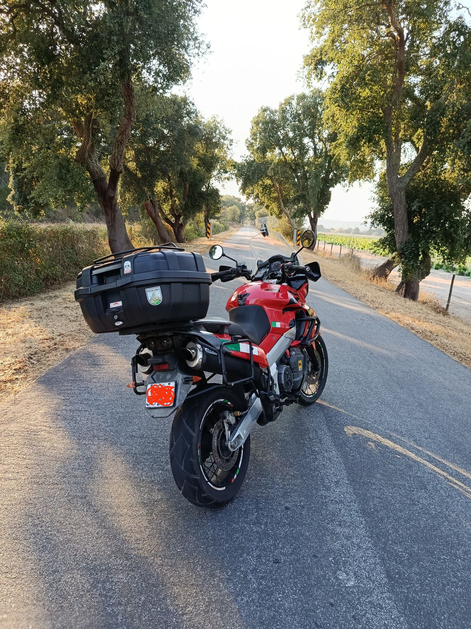 Aprilia caponord etv 1000