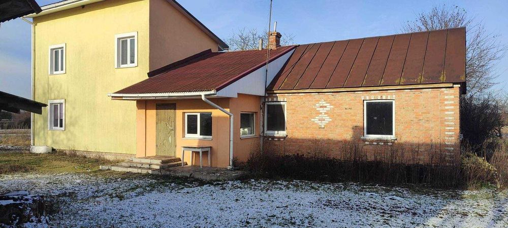 Продається будинок в с Романівка 20 км від Луцька