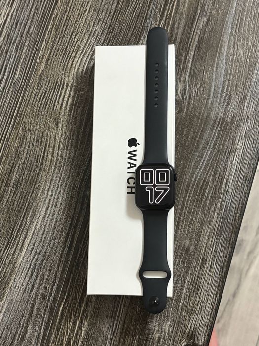 Apple Watch SE (2024) GPS 44mm Midnight