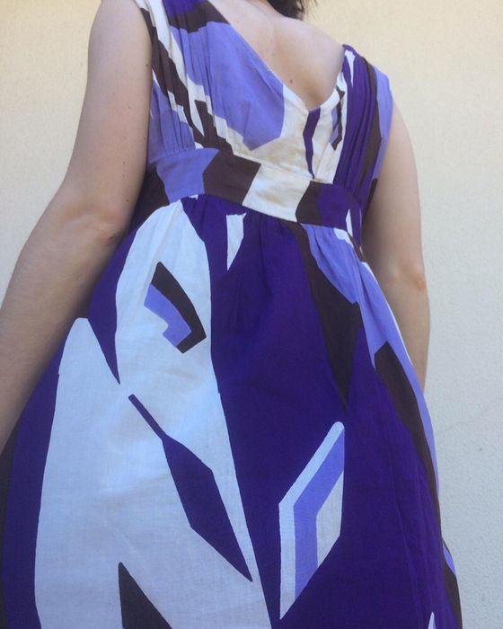Vestido de cerimónia Síntesis